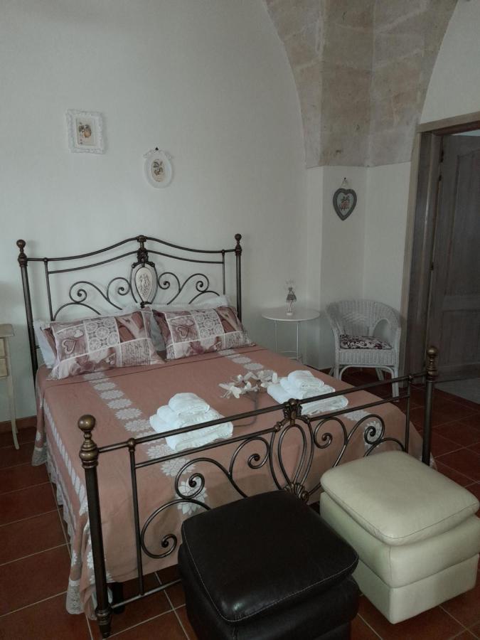 Bed and Breakfast Antico Casale Il Sambuco Manduria Exterior foto