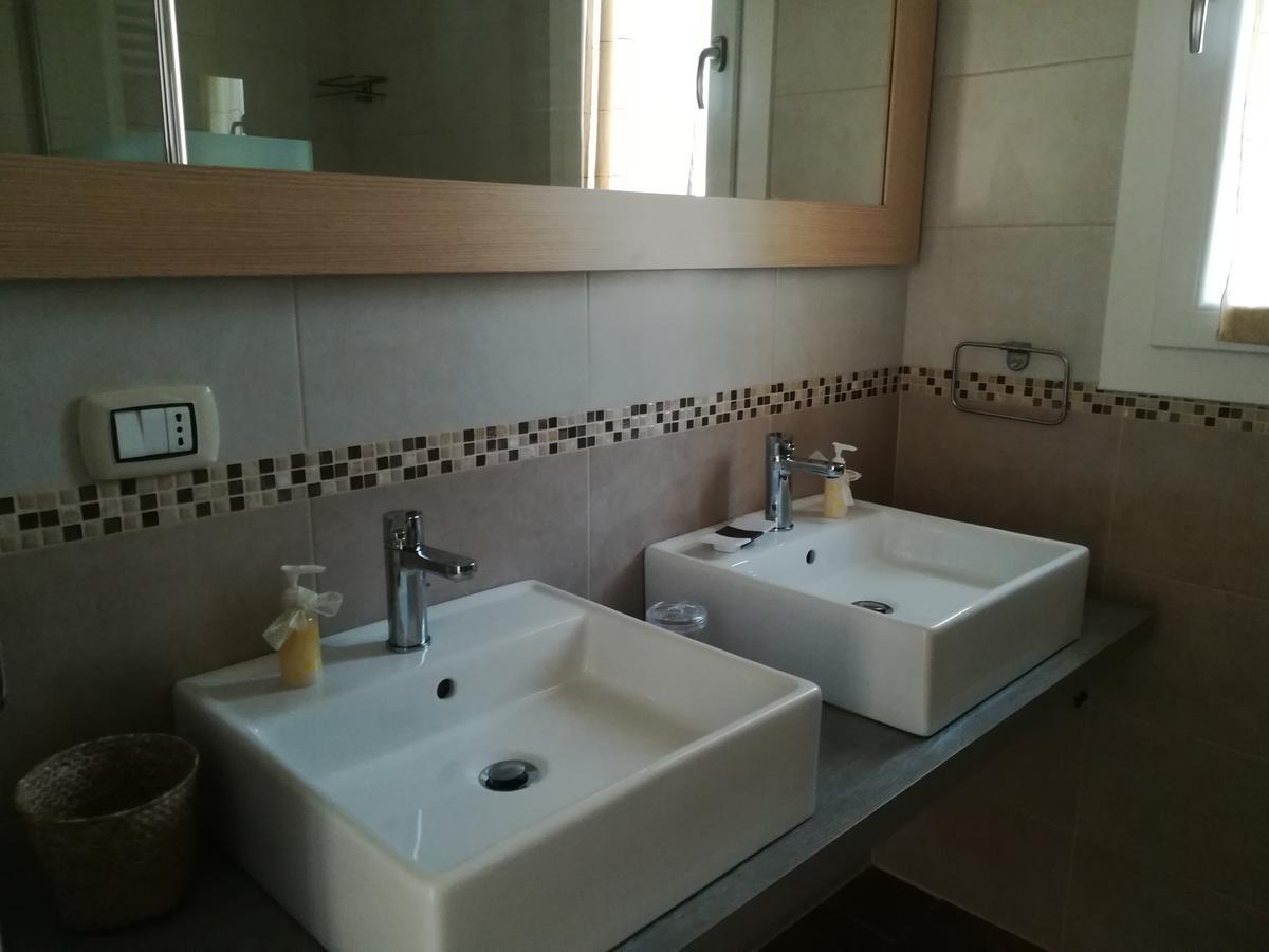 Bed and Breakfast Antico Casale Il Sambuco Manduria Exterior foto